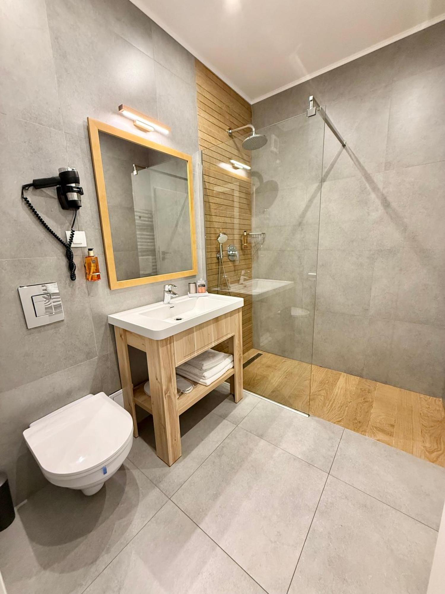 Hotel Krystal Boutique Mansion à Hunedoara Extérieur photo