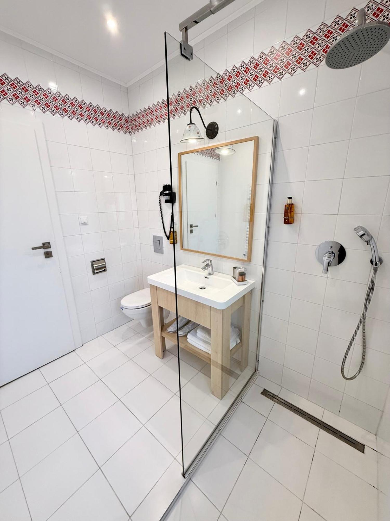 Hotel Krystal Boutique Mansion à Hunedoara Extérieur photo