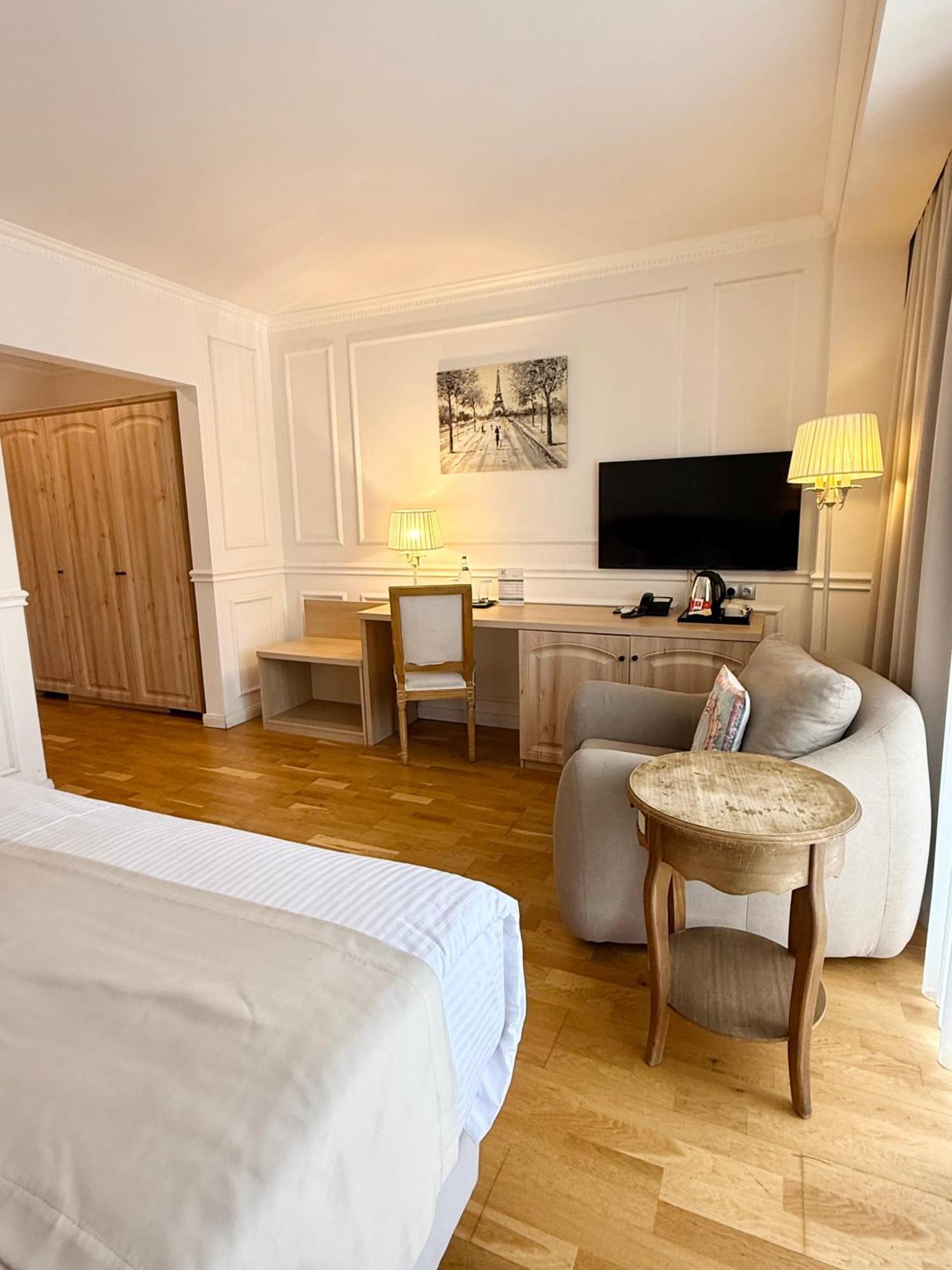 Hotel Krystal Boutique Mansion à Hunedoara Extérieur photo
